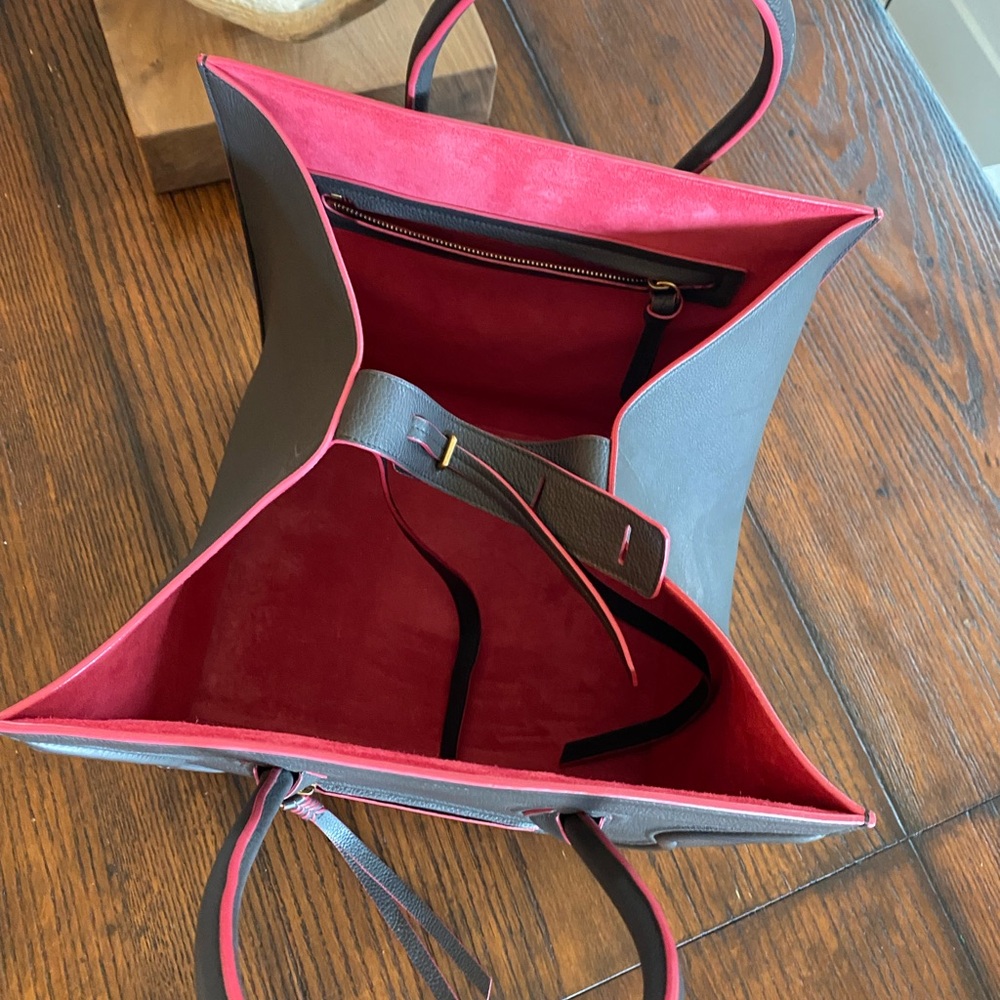 Celine Black and Red Tote Bag - Picture 4 of 7